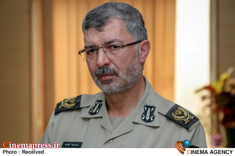 در «دایرةالمعارف دفاع مقدس ارتش» از بیان خرافات، حوادث جعلی و تحریفات به عنوان واقعیتهای دفاع مقدس پرهیز شده است محمدرضا فولادی