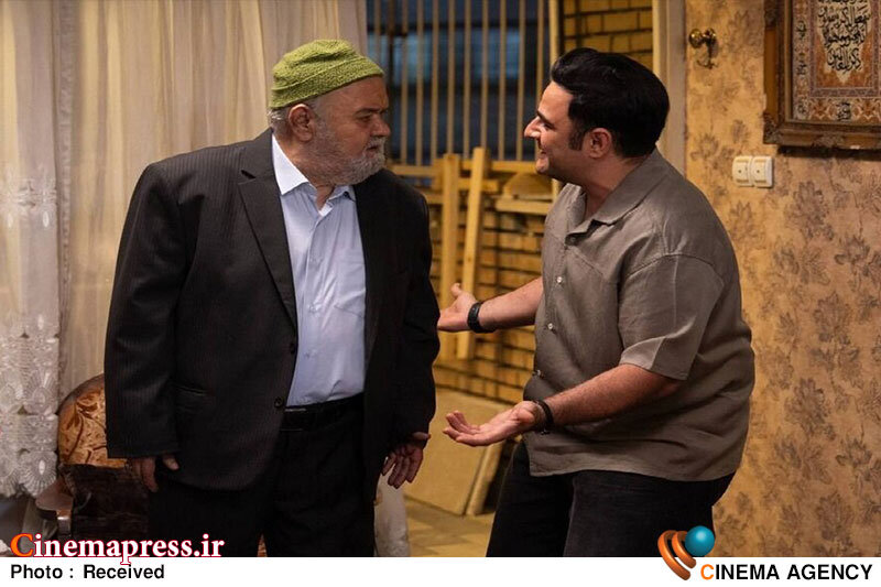 «اکبر عبدی» نقش پدر بزرگ خانواده را در «سبزواران» بازی میکند/ پخش این سریال را برای «ماه رمضان» پیشبینی کردیم «اکبر عبدی» نقش پدر بزرگ خانواده را در «سبزواران» بازی میکند/ پخش این سریال را برای «ماه رمضان» پیشبینی کردیم