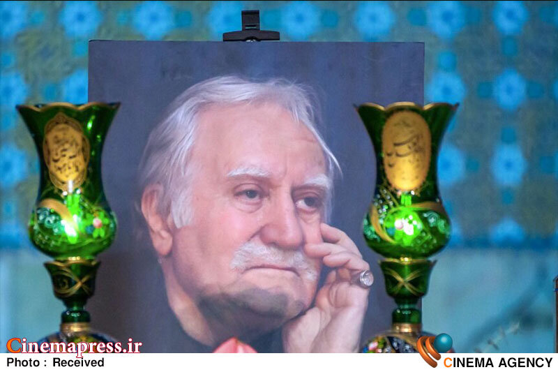 شالویی: «هنر فرشچیان» تنها در قلم و رنگ او خلاصه نمیشد؛ ایمان، تقوا، تواضع و اخلاصش بود که او را از دیگران متمایز میکرد شالویی: «هنر فرشچیان» تنها در قلم و رنگ او خلاصه نمیشد؛ ایمان، تقوا، تواضع و اخلاصش بود که او را از دیگران متمایز میکرد