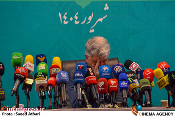 نشست خبری سید عباس صالحی وزیر فرهنگ و ارشاد اسلامی