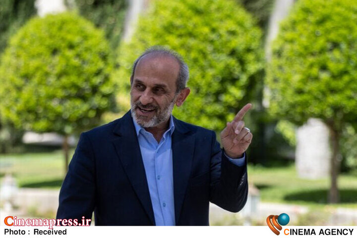 قواعد استفاده از «هوش مصنوعی» را تا حدود زیادی مبتنی بر قواعد اخلاقی و حقوقی که در دنیا به آن عمل می‌شود تدوین کردیم/ «مخاطب» نباید در «هوش مصنوعی» فریب بخورد