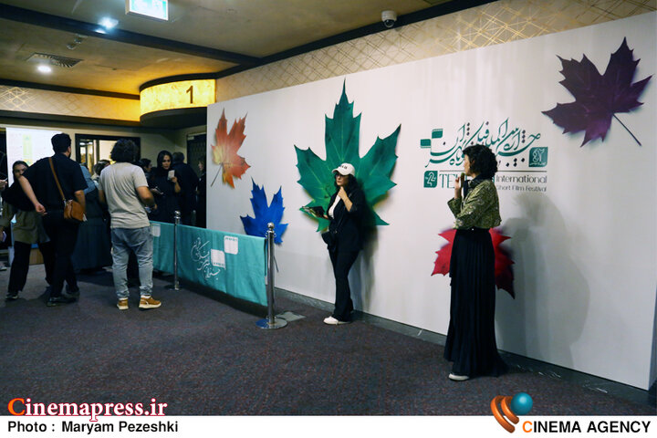 از خروج انجمن سینمای جوان از مُدل سرگردان تا هضم شدن جشنواره در فضای غربزده و کاملا سکولار «ایران مال»