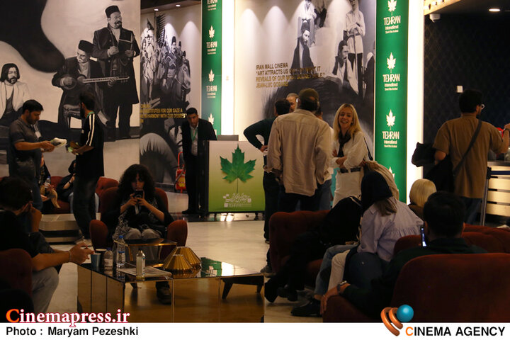 از خروج انجمن سینمای جوان از مُدل سرگردان تا هضم شدن جشنواره در فضای غربزده و کاملا سکولار «ایران مال»