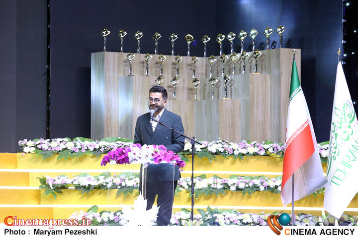 «آغ باش» عنواندار بهترین فیلم کوتاه اقتباسی شد/ برگ زرین بخش پویانمایی به «بیامو ۲۰۰۲» رسید