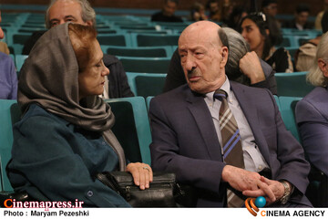 رونمایی 6 کتاب و افتتاح نمایشگاه نقاشی های میهن بهرامی 8 آبان 1404