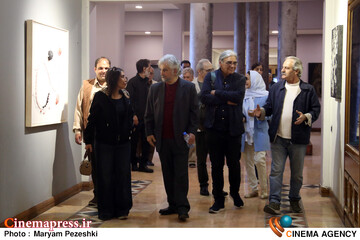 رونمایی 6 کتاب و افتتاح نمایشگاه نقاشی های میهن بهرامی 8 آبان 1404