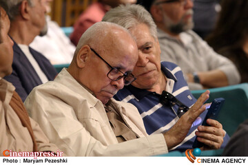 رونمایی 6 کتاب و افتتاح نمایشگاه نقاشی های میهن بهرامی 8 آبان 1404