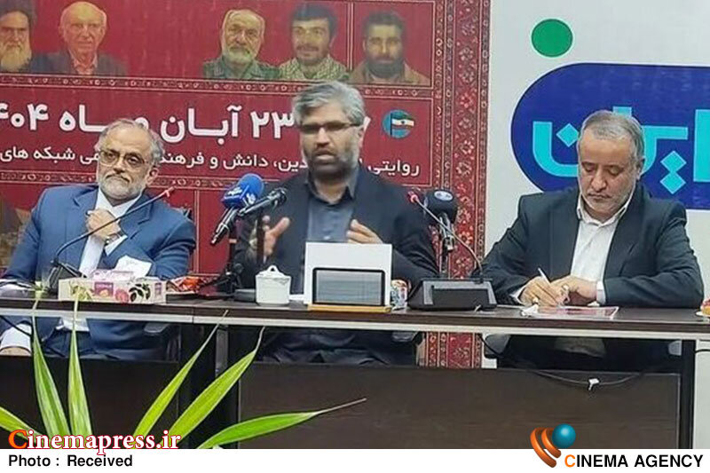 کیخا: در هیئت دولت هم ایران جان نقل محافل شده است/ سیصد بسته سرمایهگذاری آماده عملیات است کیخا: در هیئت دولت هم ایران جان نقل محافل شده است/ سیصد بسته سرمایهگذاری آماده عملیات است