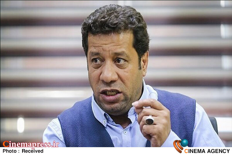 »شعر ایران»خودش «قدرت» است/ «شعر» پدیدهای روزمره نیست اما زمانی که ظهور میکند، تمام وجود شاعر را دربرمیگیرد »شعر ایران»خودش «قدرت» است/ «شعر» پدیدهای روزمره نیست اما زمانی که ظهور میکند، تمام وجود شاعر را دربرمیگیرد
