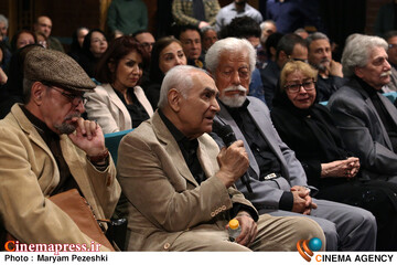 یادبود پیشکسوت دوبلاژ سعید مظفری 16 آبان 1404