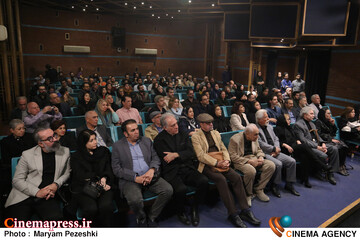 یادبود پیشکسوت دوبلاژ سعید مظفری 16 آبان 1404