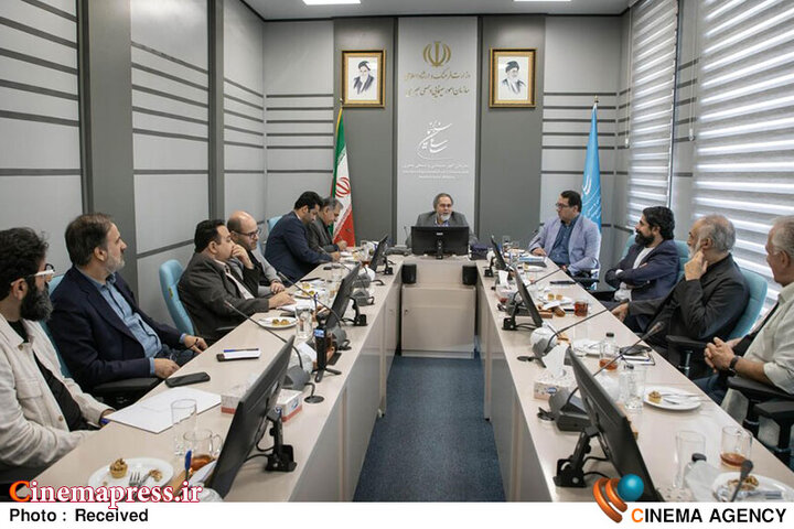 فریدزاده: «خارجی‌ها» برای دیدن «فیلم ایرانی» به ایران می‌آیند/ ساختار «جشنواره جهانی فیلم فجر» باید براساس «دستورالعمل‌های فیاپف» تنظیم شود