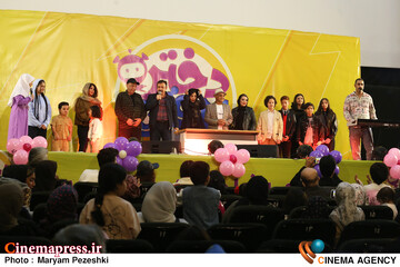 اکران فیلم دختر برقی 28 آبان 1404