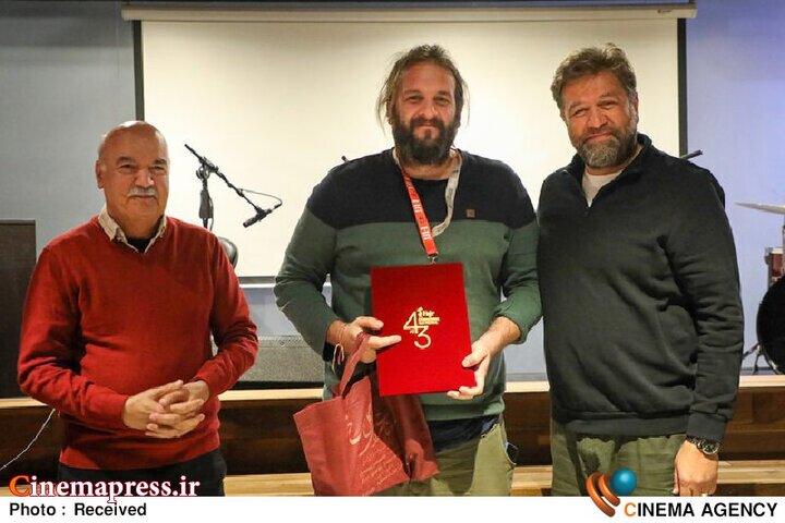 مراسم اختتامیه «بخش دارالفنون» برگزار شد / به چهار نفر تندیس «تلنت کمپس» اهدا گردید