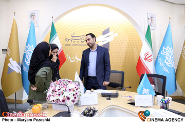 عکس/ نشست رسانهای «تشریح عملکرد مرکز مستند سوره» عکس/ نشست رسانهای «تشریح عملکرد مرکز مستند سوره»