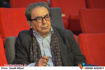 رو نمایی از کتاب های باز اندیشی در سینمای مستند و آفرینس صحنه در سینمای مستند