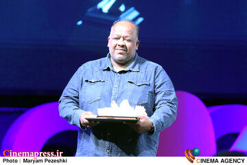 اختتامییه نوزدهمین دوره جشنواره سینما حقیقت 25 آذر 1404