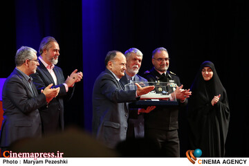 اختتامییه نوزدهمین جشنواره سینما حقیقت 25 آذر 1404