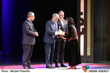 اختتامییه نوزدهمین جشنواره سینما حقیقت 25 آذر 1404