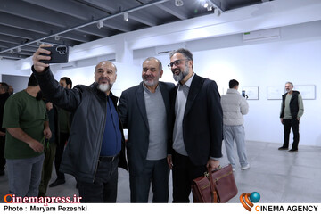 افتتاحییه گالری نقاشی کارتونی محمد حسین نیرومند 26 آذر 1404