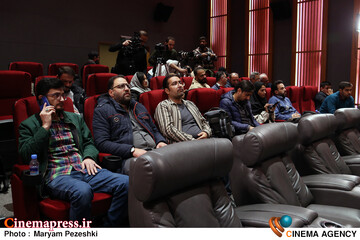 نشست خبری جایزه هشتمین دوره پژوهش سال سینمای ایران 1 دی 1404