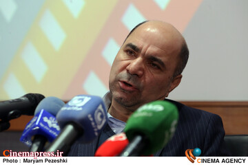 نشست خبری جایزه هشتمین دوره پژوهش سال سینمای ایران 1 دی 1404