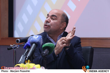 نشست خبری جایزه هشتمین دوره پژوهش سال سینمای ایران 1 دی 1404