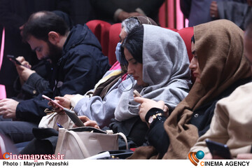 نشست خبری جایزه هشتمین دوره پژوهش سال سینمای ایران 1 دی 1404