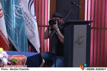 نشست خبری جایزه هشتمین دوره پژوهش سال سینمای ایران 1 دی 1404