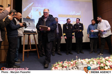 رونمایی از مستند عمق میدان 7 دی 1404