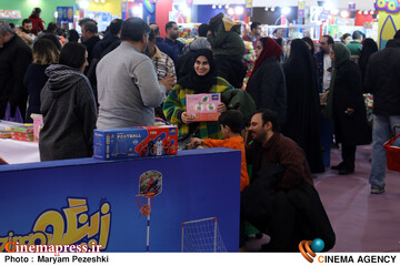 نمایشگاه اسباب بازی 27 دی 1404