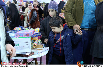 نمایشگاه اسباب بازی 27 دی 1404