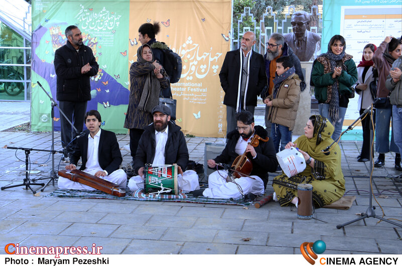 عکس/ روز سوم چهل و چهارمین جشنواره بین‌المللی «تئاتر فجر» -۱