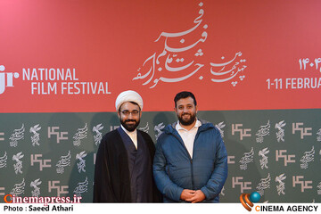 فتوکال فیلم قوطه ور