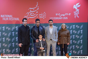 فتوکال فیلم خیابان جمهوری