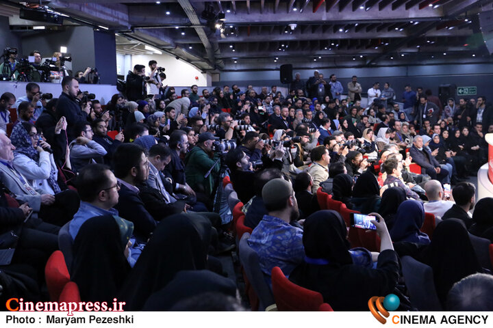 محمدی: بعضی مدیران فرهنگی ما لیاقت ندارند چون به میزشان بیشتر از فرهنگ‌ ایران اهمیت می‌دهند/ خواجه پاشا: ما فراوان‌ فیلمساز دروغگو تربیت کرده‌ایم