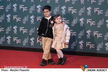 فوتوکال فیلم سرزمین فرشته ها 14 بهمن 1404