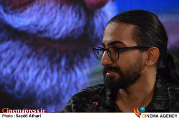 نشست خبری حاشیه