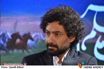 نشست خبری حاشیه