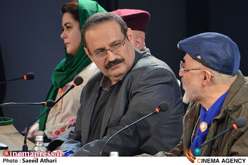 نشست خبری فیلم کافه سلطان