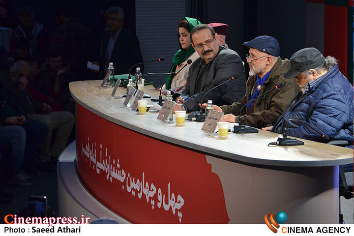 شریفی‌نیا: باید به جای جشنواره از یادواره استفاده می‌کردید/ رزاق‌کریمی: از بعضی  ارگان‌ها پیشنهاد شد درباره جنگ فیلم بسازم و من قبول نکردم