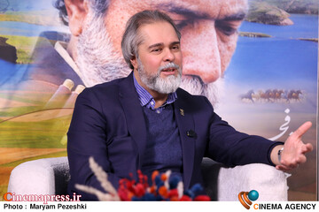 حاشیه روز هشتم <a href='https://sayeb.ir/tag/%d8%ac%d8%b4%d9%86%d9%88%d8%a7%d8%b1%d9%87-%d9%81%db%8c%d9%84%d9%85-%d9%81%d8%ac%d8%b1'></div>جشنواره فیلم فجر</a> 18 بهمن 1404 فریدزاده
