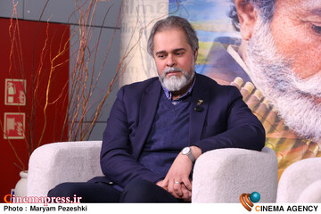 حاشیه روز هشتم <a href='https://sayeb.ir/tag/%d8%ac%d8%b4%d9%86%d9%88%d8%a7%d8%b1%d9%87-%d9%81%db%8c%d9%84%d9%85-%d9%81%d8%ac%d8%b1'></div>جشنواره فیلم فجر</a> 18 بهمن 1404 فریدزاده