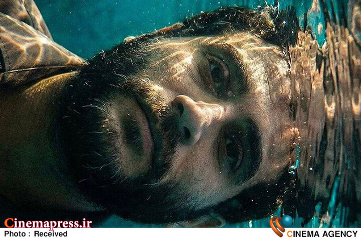 اثری ارزشمند که به خاطر ضعف فیلمنامه، کش‌ آمده و پراکنده‌گو شده است