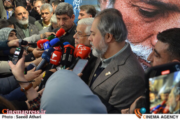 بازدید معاون اول رییس جمهور (دکتر عارف) از جشنواره فیلم فجر