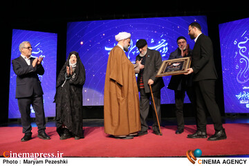 اختتامییه دومین جشنواره فیلم معروف 25 بهمن 1404