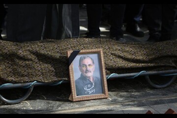 اسفندیار شهیدی