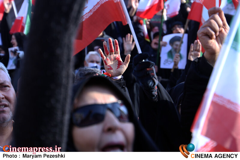 «جمهوری اسلامی ایران» در برابر هیچ فشار و زورگویی «تسلیم» نخواهد شد/ با قدرت و استواری در کنار یکدیگر بایستیم/ «صهیونیستها» هرگز «خیر» ما را نمیخواهند «جمهوری اسلامی ایران» در برابر هیچ فشار و زورگویی «تسلیم» نخواهد شد/ با قدرت و استواری در کنار یکدیگر بایستیم/ «صهیونیستها» هرگز «خیر» ما را نمیخواهند