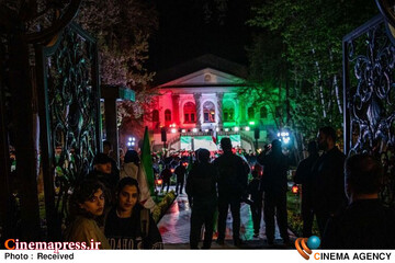 جنگ رمضان؛ «پاتوق مردم و هنرمندان»