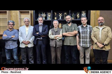 دیدار هیئت‌مدیره انجمن مستندسازان سینمای ایران با رئیس سازمان سینمایی